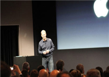 CEO Tim Cook របស់ Apple ទទួលបានប្រាក់បៀវត្សខ្ពស់បំផុតនៅអាមេរិច