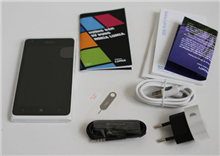 ស្មាតហ្វូនស៊េរីខ្ពស់ Nokia Lumia 900 ចេញលក់ជាផ្លូវការ