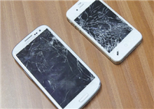 ការពិសោធន៏ភាពរឹងមាំ ៖ iPhone 4S ចាញ់ Samsung Galaxy S III
