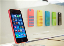 បរិមាណផលិត iPhone 5C អាចនឹងត្រូវបន្ថយ ចំនួនពាក់កណ្តាល ដោយសារលក់មិនសូវដាច់