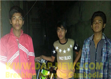 អធិការខណ្ឌចំការមន បដិសេធការចង់ ស៊ីដាច់ម៉ូតូក្រុម ក្មេងស្ទាវ ក្រោយឃាត់ទុក នៅប៉ុស្តិ៍ទួលទំពូងទី២