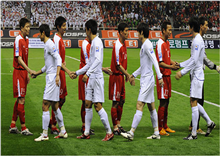 ក្រុមបាល់ទាត់កូរ៉េខាងជើង ប៉ះជាមួយ កូរ៉េខាងត្បូង នៅវគ្គផ្តាច់ព្រ័ត្រ ល្ងាចនេះ