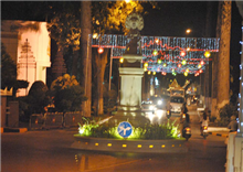 អាជ្ញាធរ សៀមរាប ដាក់ភ្លើងបំភ្លឺ និងលម្អក្រុង សម្រាប់ ពិធីបុណ្យ ចូលឆ្នាំថ្មី ប្រពៃណីជាតិខ្មែរ