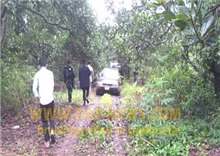 ពលរដ្ឋរត់ជាន់ជើងគ្នា ខណៈអាវុធហត្ថដេញបាញ់ រថយន្តដឹកកូនក្រឡឹងអស់ជាង ១០គ្រាប់