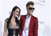 មនុស្សល្បីទាំង១០នាក់ ប្រសូត្រពីម្តាយមានវ័យ ក្មេងជាងគេ