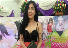 ប៊ុន ផៃលីន បញ្ជាក់ថា បុរសនោះគ្មានពាក់ផ្កាយ លើស្មា និងលែងលះ ប្រពន្ធ ៥ឆ្នាំហើយ..!