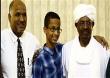 យុវសិស្ស វ័យ ១៤ ឆ្នាំ ផលិត នាឡិកាច្នៃ ច្រឡំថា គ្រាប់បែក ល្បីខ្លាំង ដល់ថ្នាក់ មេដឹកនាំឆ្លងទ្វីប កោះហៅ