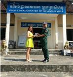 យុវជនម្នាក់រៀននៅភ្នំពេញសោះ ឆ្លៀតទៅលូកកាបូបយកទូរស័ព្ទ ស្រីស្អាតដើរលេងនៅព្រះសីហនុ