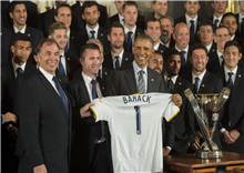 ក្រុម LA Galaxy ទទួលការអបអរសាទរពី Obama ក្រោយពីក្រុម ដណ្ដើមបាន ពានរង្វាន់មិត្ដភាព MLS Cup