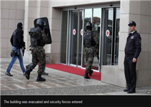 ព្រះរាជអាជ្ញា ត្រូវបានសម្លាប់ ក្នុងការិយាល័យ សាលាកាត់ក្តី បន្ទាប់ខ្មាន់កាំភ្លើង ចាប់ជាចំណាប់ខ្មាំង