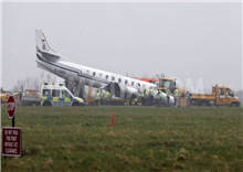 រឿងហេតុ ធ្លាក់យន្តហោះ​ ស្លាប់មនុស្ស ៤ នាក់ នៅអាកាសយានដ្ឋាន ស្ថិតនៅក្នុងភាពអាថ៍កំបាំង នៅឡើយ