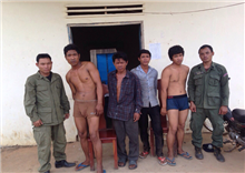 ជម្លោះដីធ្លី និងសង្ស័យ ចេះអាបធ្មប់ ព្រួតគ្នាទៅកាប់ ចុងក្រោយជាប់ខ្នោះ សមត្ថកិច្ច