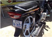 កំពុងជិះម៉ូតូ ខ្យល់គដូលស្លាប់ភ្លាម មួយរំពេច