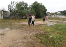 ឃាតកម្ម សម្លាប់ស្ត្រីម្នាក់ រុំអង្រឹងយកទៅ បោះចោល ឃាតករត្រូវឃាត់ខ្លួន បាន៦នាក់