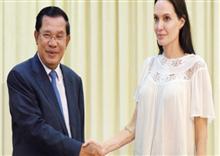 Angelina Jolie ជួបផ្ទាល់ នាយករដ្ឋមន្រ្តី កម្ពុជា ពិភាក្សា គម្រោងផលិតខ្សែភាពយន្ត នៅឯ​ វិមាន សន្តិភាព