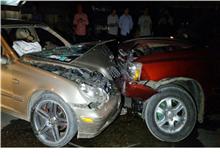 ចេញពីខារ៉ាអូខេ បើករថយន្តបញ្ច្រាស បុករថយន្ត Mercedess, ម្ចាស់រថយន្ត ទារសំណង៧ពាន់ដុល្លារ