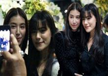 អីយ៉ាស់! ក្រោយឈ្លោះគ្នាច្រើនឆ្នាំ នាង Mint ទៅចូលរួមបុណ្យសព្វឪពុកនាង Kimberly ថែមទាំងបង្ហោះរូបថត