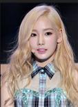 Taeyeon មេដឹកនាំក្រុម SNSD ត្រូវក្រុមអ្នកគាំទ្រ សរសើរថា ថតរូបបានស្អាតជាងកូនឆ្កែរបស់នាងទៀត ដោយសារតែ..