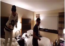 PUNCH បានធ្វើអ្វីឆ្កួតៗមួយ នៅក្នុងបន្ទប់សណ្ឋាគារ ជាមួយអ្នកគ្រប់គ្រង