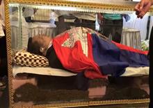 បងស្រីបង្កើតលោក កែម ឡី មិនដឹងពីការចាក់ថ្នាំ​ខុសបច្ចេកទេស​លើ​សាក​សពទេ គ្រាន់តែ​ដឹងថា ការចាក់ថ្នាំ