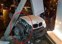 រថយន្ត BMW បុកជាមួយ​ Highlander មន្ត្រីយោធាម្នាក់រងរបួសបាក់ភ្លៅ ខណៈទាំង២គ្រឿងខូចខាតយ៉ាងដំណំ