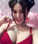 ដេននី ខ្វាន់ ក្តៅស្លឹកត្រចៀក ក្រោយពេល​ឌីជេរ​អាចារ្យ ធំ រិះគន់​លើភាព​សិចស៊ី​របស់ខ្លួន