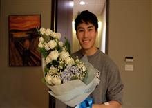 ប្លែកមែន! តួថៃរូបសង្ហាម្នាក់ ស្លៀកពាក់តាមបែបឥណ្ឌា សំខាន់អនាគតកូនក្រមុំស្អាត