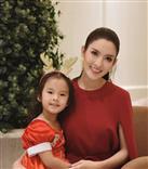 នាង Aff ត្រូវបានមហាជនដាក់ឈ្មោះយ៉ាងពិសេសឲ្យ ក្រោយបែកធ្លាយព័ត៌មានអាដិតស្វាមីមានស្រីថ្មី