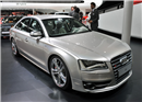 រថយន្តទំនើប 2013 Audi S8