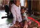 ប្រជាពលរដ្ឋ ស្រុកតំបែរ នាំគ្នាផ្អើលតៗថា ក្មេងអាយុជាង២ខួប អាចព្យាបាលជំងឺបាន ព្រោះមាន បារមីកាន់