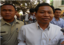 លោក ស ខេង បញ្ជាឱ្យនគរបាល ពន្លឿន ការចាប់ខ្លួន ឈូក បណ្ឌិត