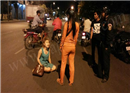 ឈ្លោះជាមួយម្តាយ ពេលកំពុងជិះ ស្រាប់តែលោត ចេញពីម៉ូតូ រងរបួស