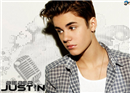 Justin Bieber ចូលលេងផ្ទះសង្សារចាស់ Selena Gomez