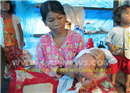 ទារកចម្លែក កើតមកមានកន្ទុយស្រែក យំទល់ៗភ្លឺ
