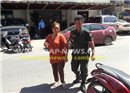 ជនរងគ្រោះដេញ ចាប់ចោរ លួចកាបូប ប្រគល់ឱ្យ សមត្ថកិច្ច