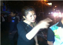 ស្រីទំនើង បើកម៉ូតូបុកគ្នា គ្រាន់តែអ្នកកាសែត ទៅថត ស្ទុះមកទះកំផ្លៀង៣ដៃ និងជេរប្រមាថ បែកផ្សែង