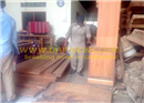 សមត្ថកិច្ច​ចុះ​បង្ក្រាប ទីតាំង​មួយ​កន្លែង សង្ស័យ​ស្ដុកឈើ​ខុសច្បាប់ ក្រោយ​សាលា​តិចណូ (មាន​វិដេអូ)