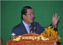 នាយករដ្ឋមន្ដ្រី បញ្ជាក់ពីប្រតិបត្ដិការ បញ្ជូនឧទ្ធម្ភាគចក្រ និងនាវា ជួយស្វែងរកយន្ដ ហោះ ម៉ាឡេស៊ី