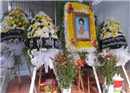នាយ កុយ ជួយចាត់ចែង បុណ្យសពយាយខ្លី និងអំពាវ នាវឲ្យអ្នកសិល្បៈចូលរួម គោរពវិញ្ញាណក្ខន្ធមុនពេល បូជាសព