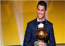 Cristiano Ronaldo បានគ្រងតំណែងឯកម្ចាស់បាល់ប្រចំាំឆ្នាំ ២០១៤ ខណៈពេល Messi អស់សំណាង