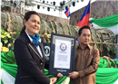 អស្ចារ្យ ៖  នំអន្សមយក្សកម្ពុជា ជាប់ក្នុងកំណត់ ត្រាពិភពលោក «Guinness World Records»