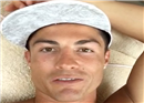 Ronaldo ថតវីដែអូបង្ហោះ សុំអ្នកសារព័ត៌មាន ទុកឲ្យខ្លួនបាននៅ 