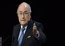 Sepp Blatter គ្រោងនឹងមិនចុះចេញពីតំណែង ឡើយ បើទោះបីជាមានការស៊ើបអង្កេត យ៉ាងក្ដៅគគុក